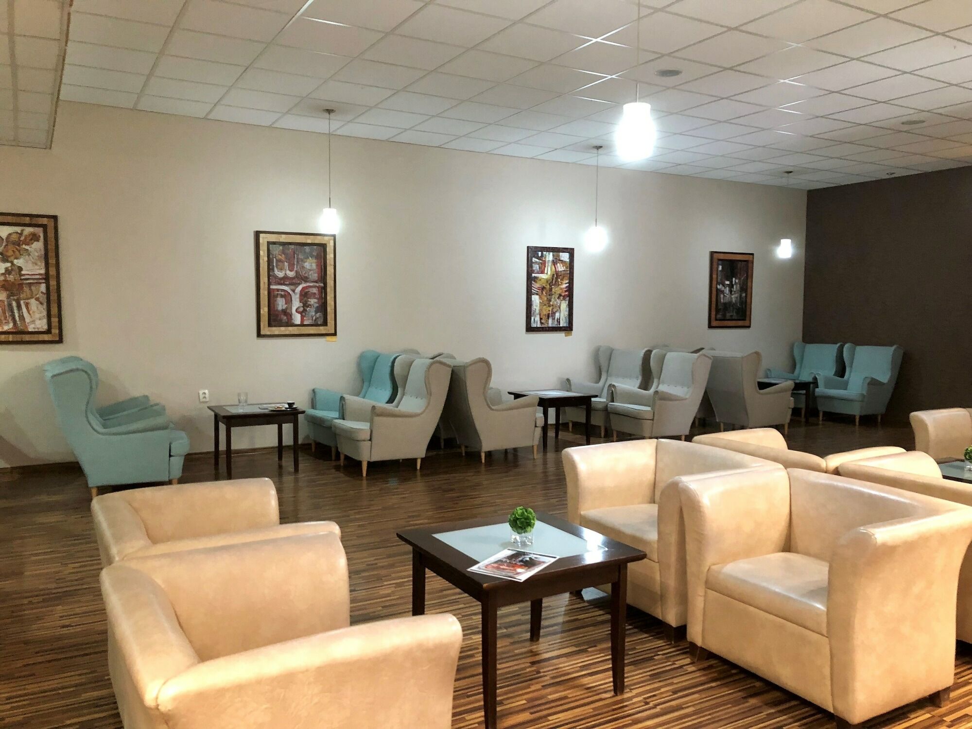 Hotel Dixon So Vstupom Do Bazena A Virivky Zdarma - Free Entrance To Pool And Jacuzzi Included Банська Бистриця Екстер'єр фото