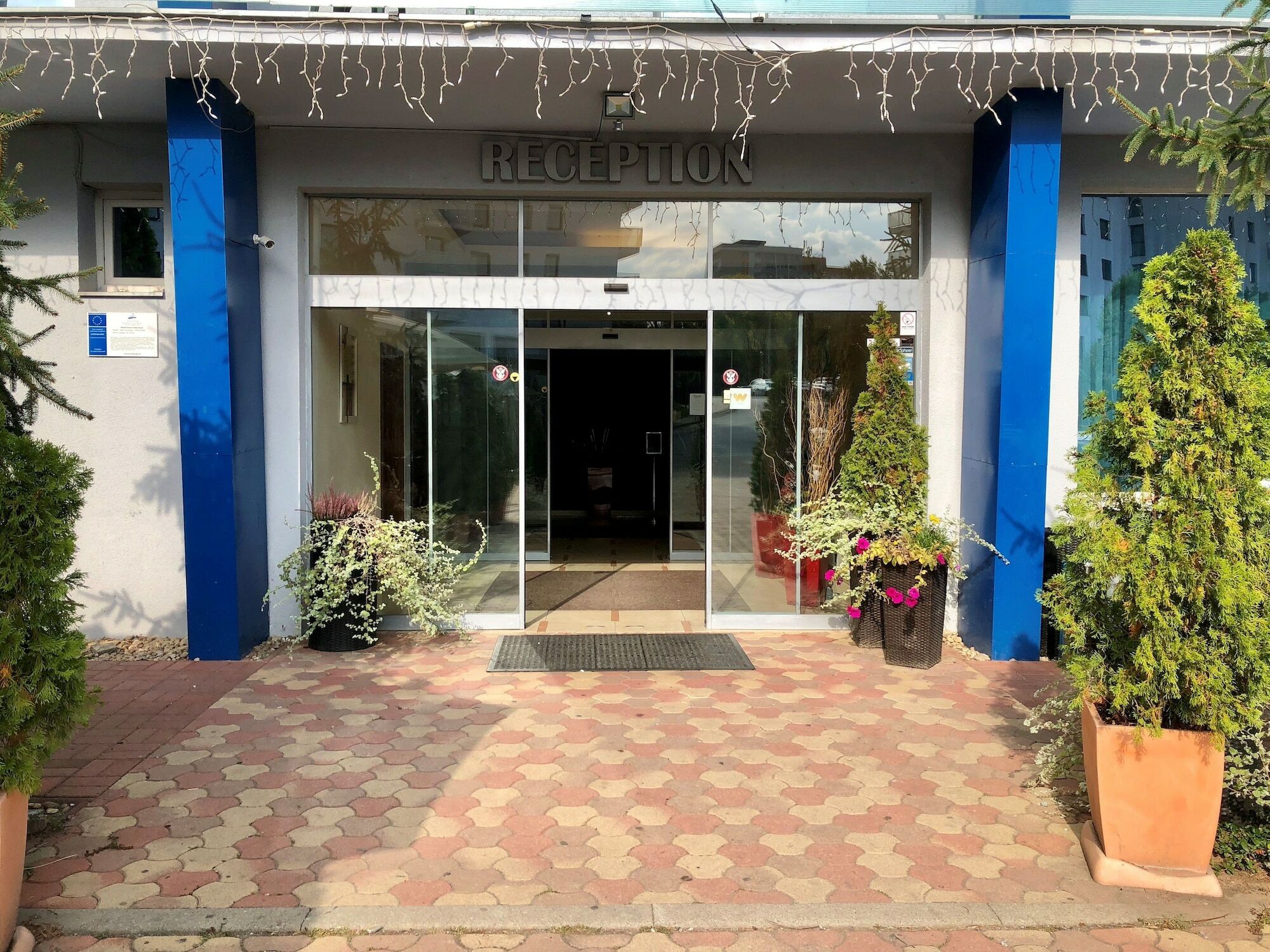 Hotel Dixon So Vstupom Do Bazena A Virivky Zdarma - Free Entrance To Pool And Jacuzzi Included Банська Бистриця Екстер'єр фото